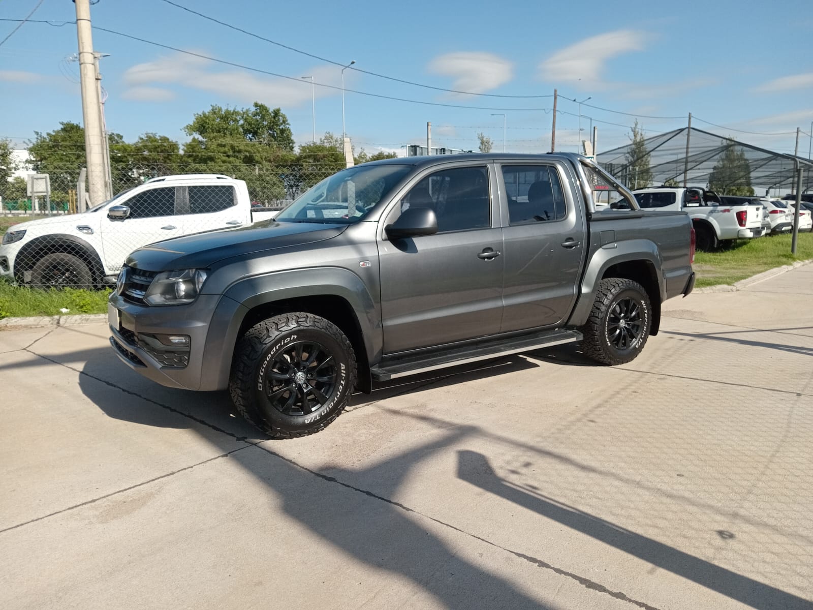 VOLKSWAGEN AMAROK CONFORTLINE 4X2 AUT  2.0